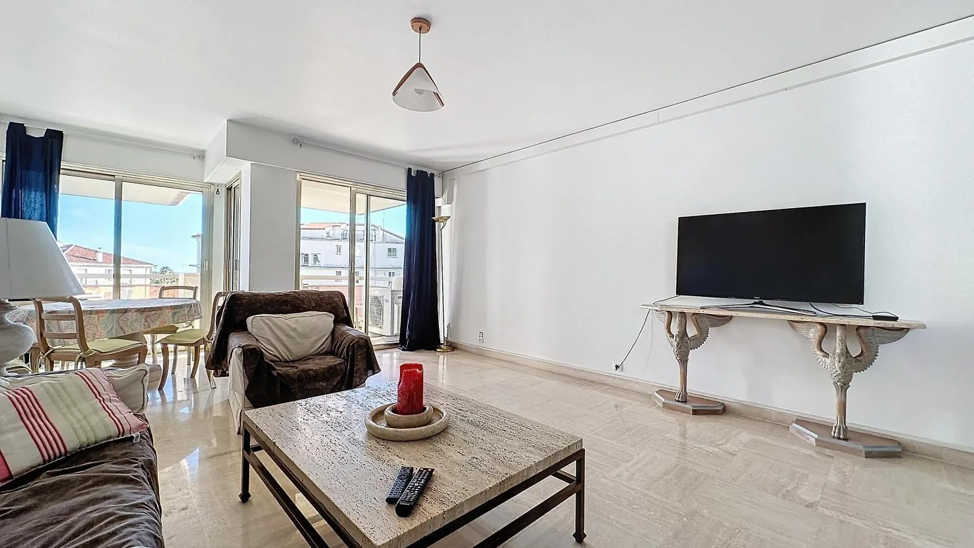 78M2 Terrasse Vue Mer A 50M De La Croisette Cannes 0*,  France