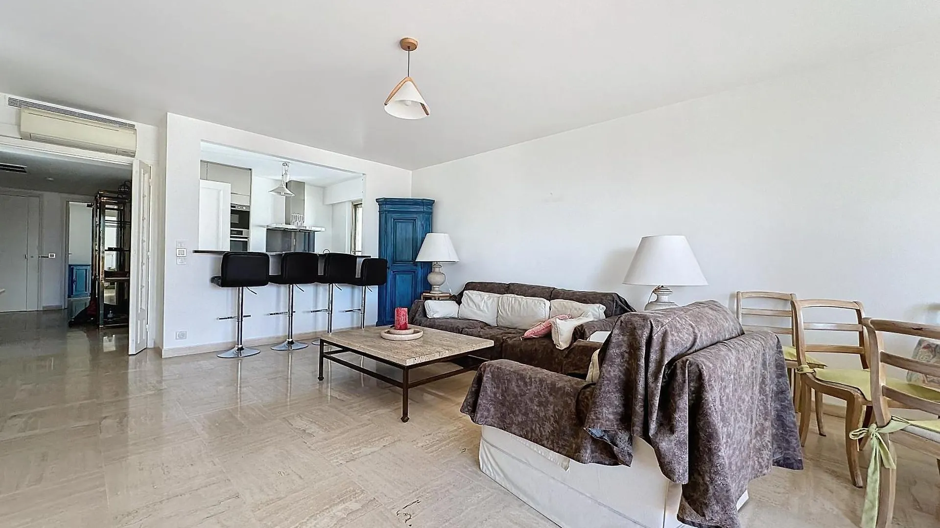 78M2 Terrasse Vue Mer A 50M De La Croisette Cannes 0*,  France